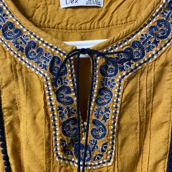 Blouse - Picture 3 of 4